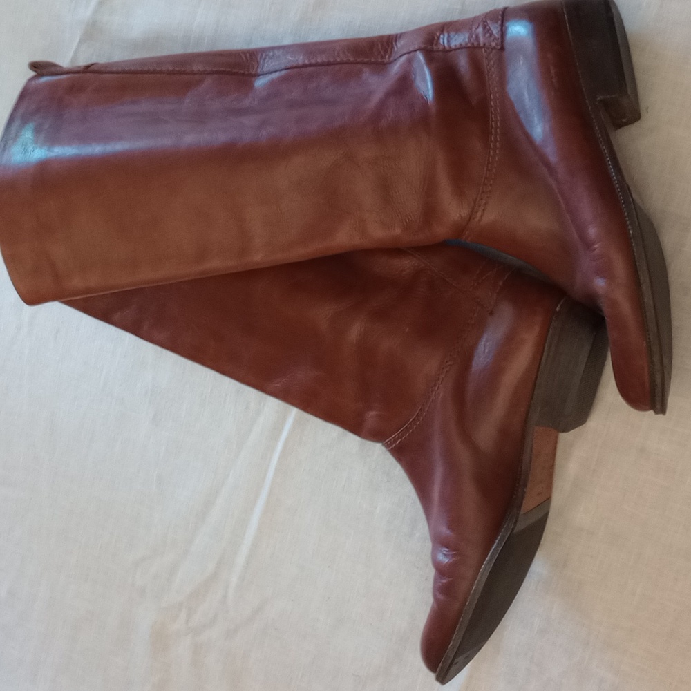 Soft leather knee high Em Meuno boots, made in Italy,